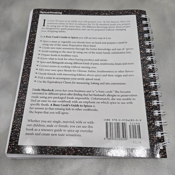 A Busy Cooks Guide to Spices by Linda Murdock - Picture 2 of 4